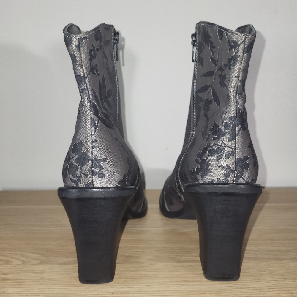 FREE PEOPLE | Barclay Brocade Floral Silver Black Heeled Ankle Boots Women’s 10 - Picture 6 of 12